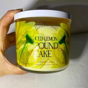 3 WICK CANDLE ICED LEMON POUND CAKE